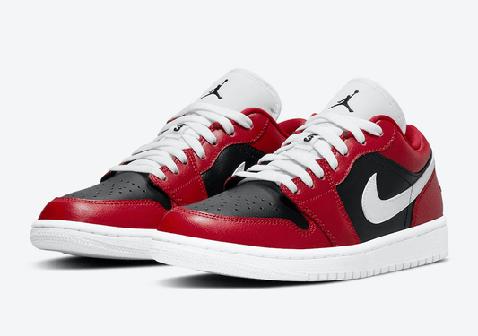 Tênis Nike Air Jordan 1 Low Chicago Flip Feminino