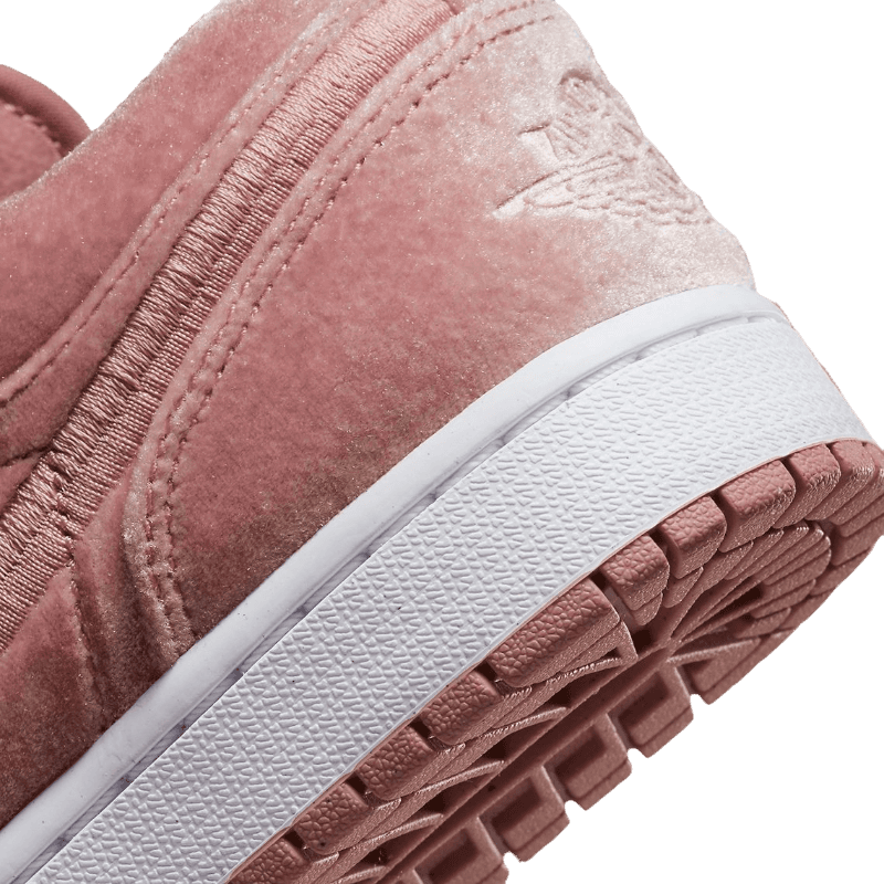 Air Jordan 1 Low Pink Velvet