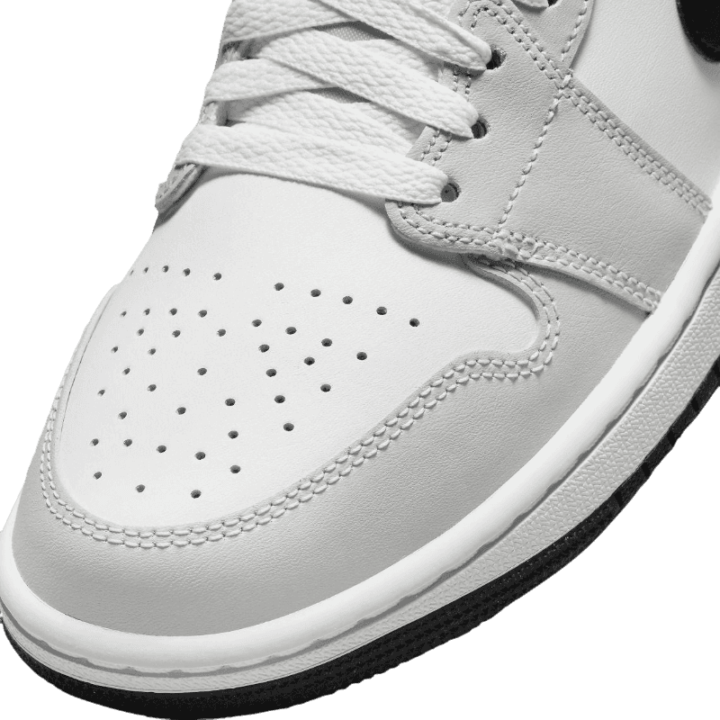 Air Jordan 1 Mid Light Smoke Grey