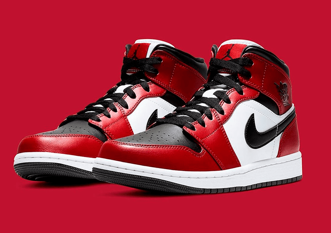 Air Jordan 1 Mid Chicago Black Toe Preto e Vermelho