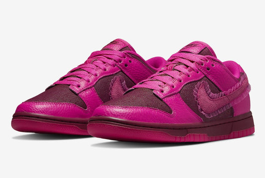 Nike Dunk Low Valentine's Day