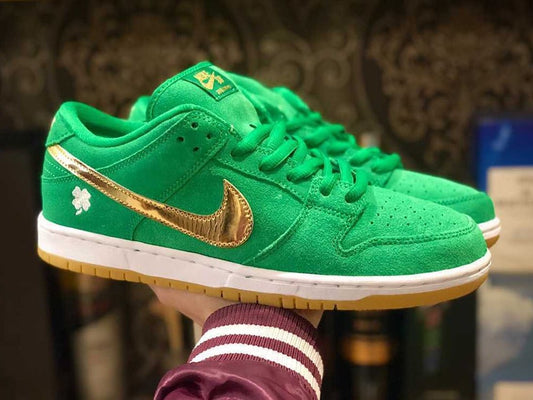 Nike Dunk Low SB ST Patricks Day