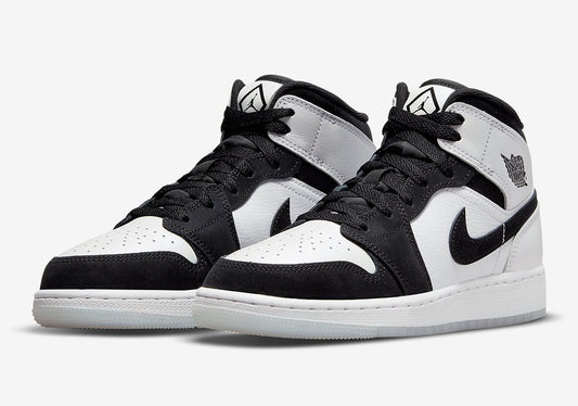 Air Jordan 1 Mid Diamond