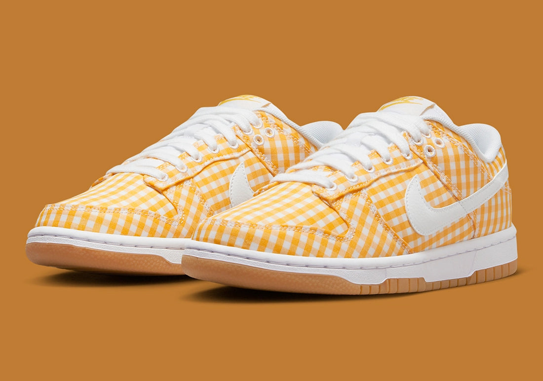 Dunk Low “Yellow Gingham”