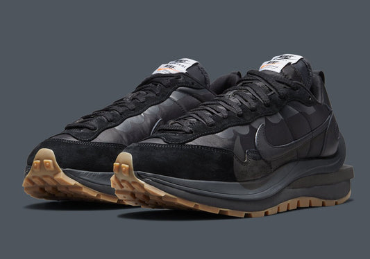 Nike x Sacai VaporWaffle "Black Gum"