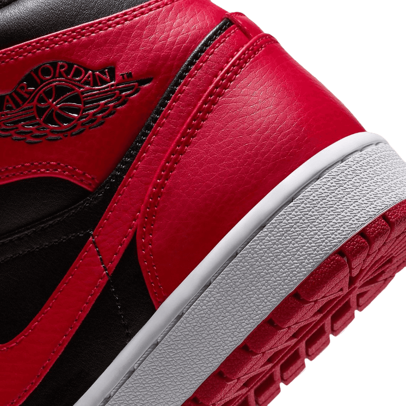 Air Jordan 1 Mid Banned