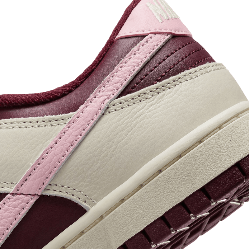 Dunk Low Premium Valentine's Day