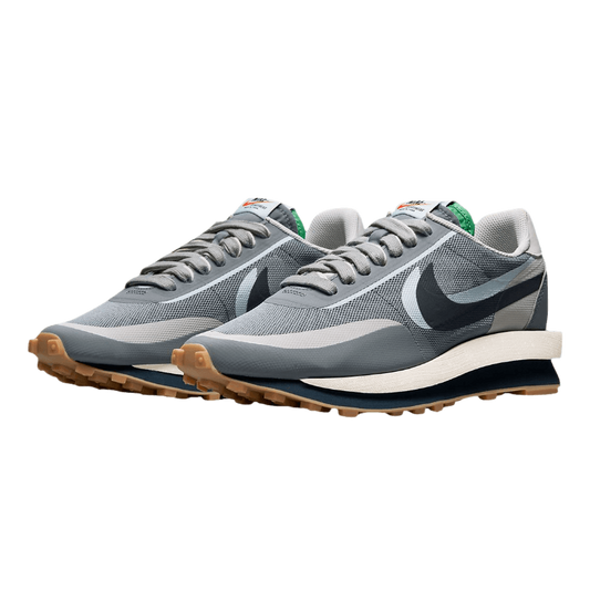 Nike sacai retail price new arrivals